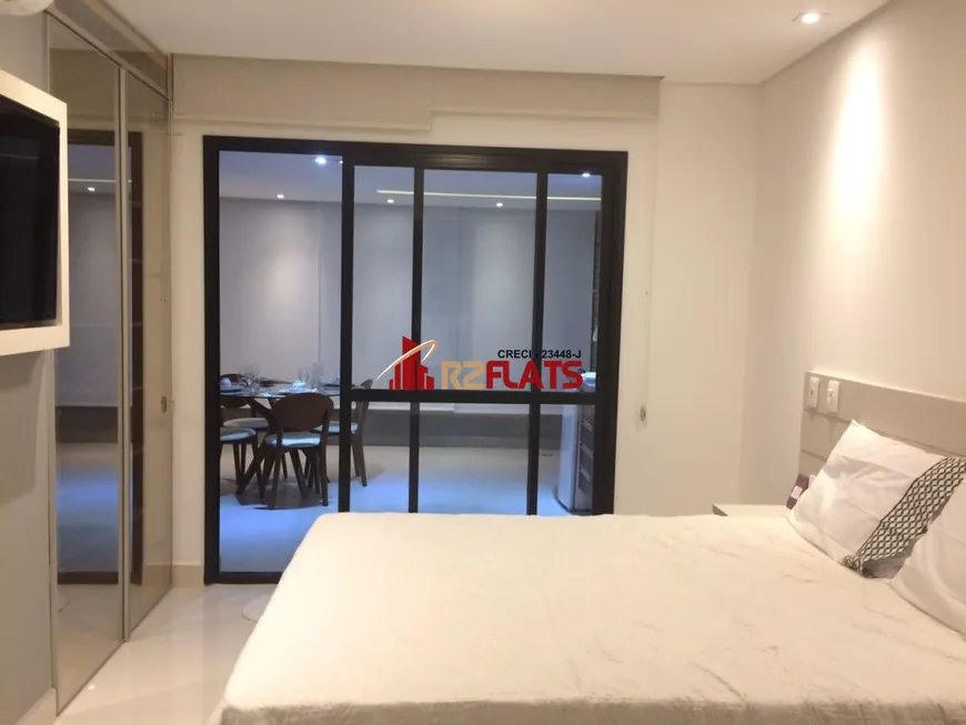 Foto 1 de Apartamento com 2 Quartos à venda, 40m² em Vila Olímpia, São Paulo