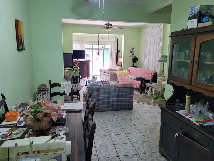 Foto 1 de Casa com 3 Quartos à venda, 152m² em Vila Caicara, Praia Grande