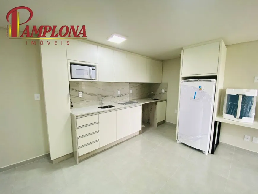 Foto 1 de Apartamento com 1 Quarto para alugar, 30m² em Belchior Central, Gaspar