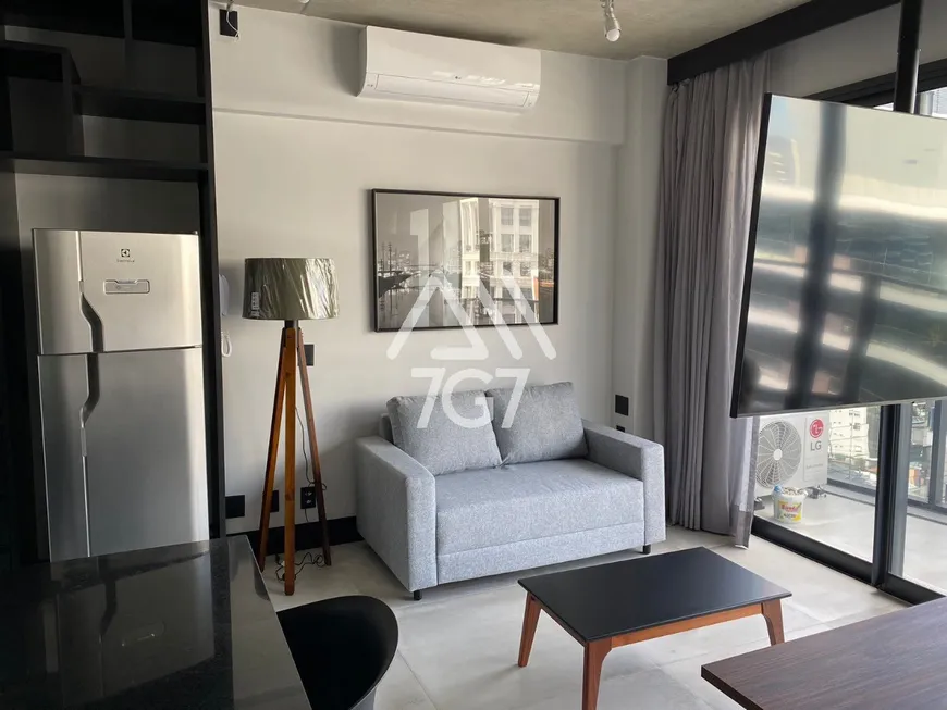 Foto 1 de Apartamento com 1 Quarto para venda ou aluguel, 42m² em Vila Olímpia, São Paulo