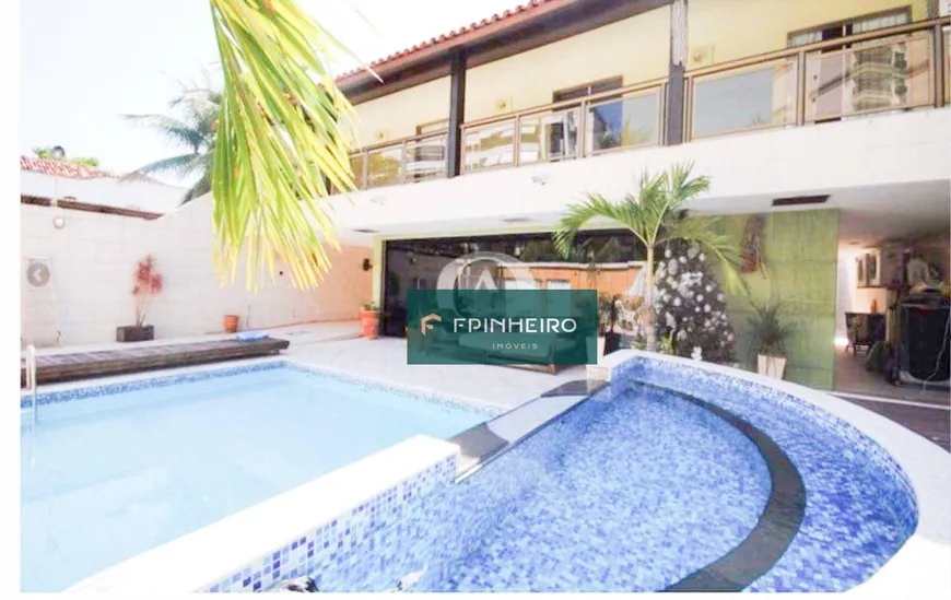 Foto 1 de Casa de Condomínio com 4 Quartos à venda, 700m² em Barra da Tijuca, Rio de Janeiro