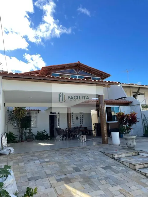 Foto 1 de Casa com 4 Quartos à venda, 360m² em Atalaia, Aracaju