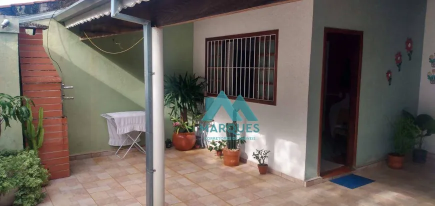 Foto 1 de Casa com 2 Quartos à venda, 72m² em Parque Residencial Nova Caçapava, Caçapava