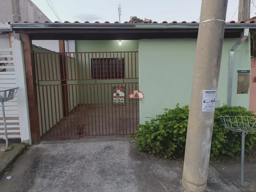 Foto 1 de Casa com 2 Quartos à venda, 66m² em Residencial e Comercial Cidade Jardim, Pindamonhangaba