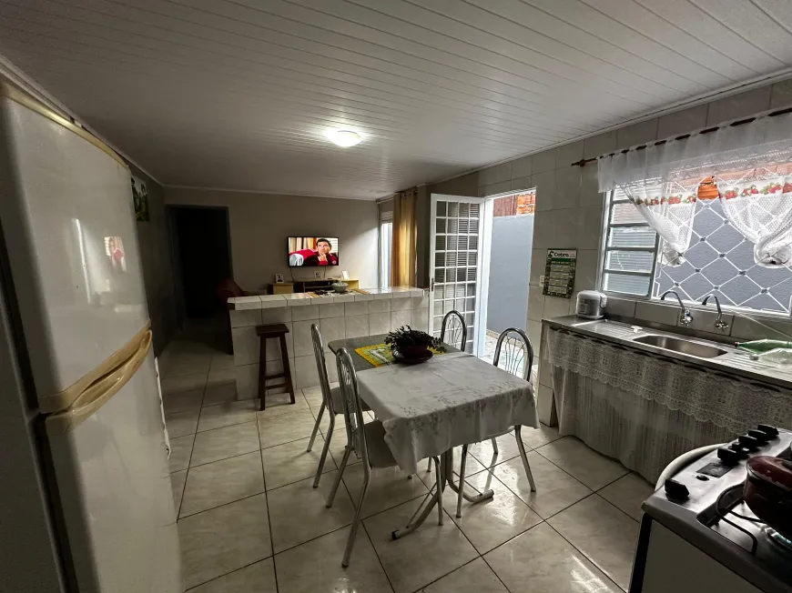 Foto 1 de Casa com 2 Quartos à venda, 32m² em VITORIA REGIA, Sorocaba
