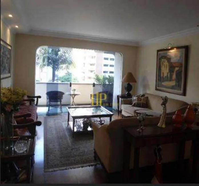Foto 1 de Apartamento com 3 Quartos à venda, 209m² em Brooklin, São Paulo