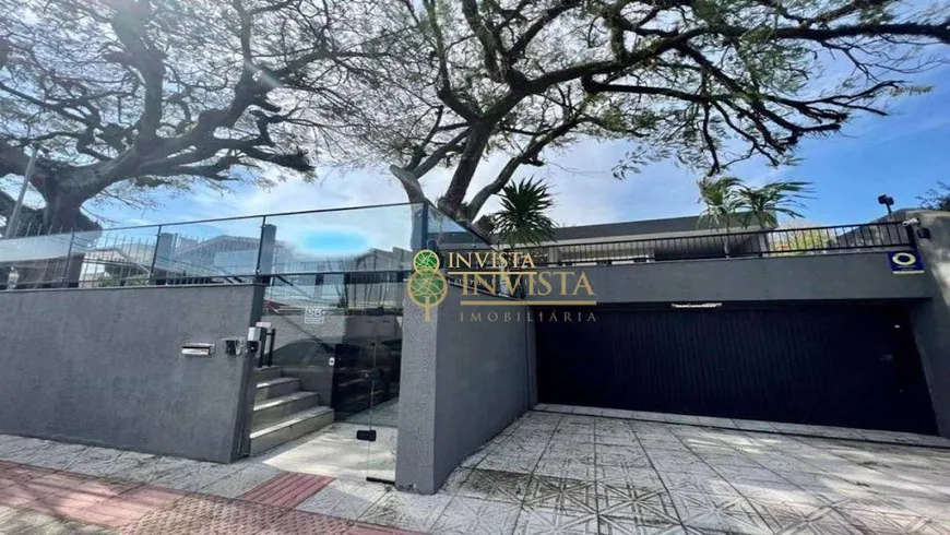 Foto 1 de Casa com 4 Quartos à venda, 330m² em Bom Abrigo, Florianópolis
