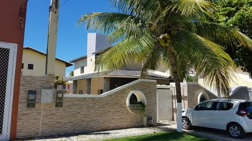 Foto 1 de Casa com 5 Quartos à venda, 400m² em Guarajuba Monte Gordo, Camaçari