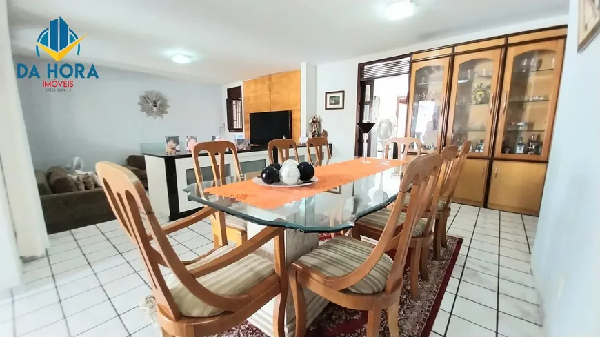 Foto 1 de Casa com 4 Quartos à venda, 256m² em Capim Macio, Natal