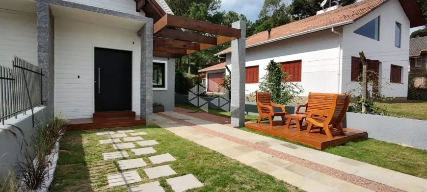 Foto 1 de Casa com 3 Quartos à venda, 111m² em Parque das Hortênsias, Canela