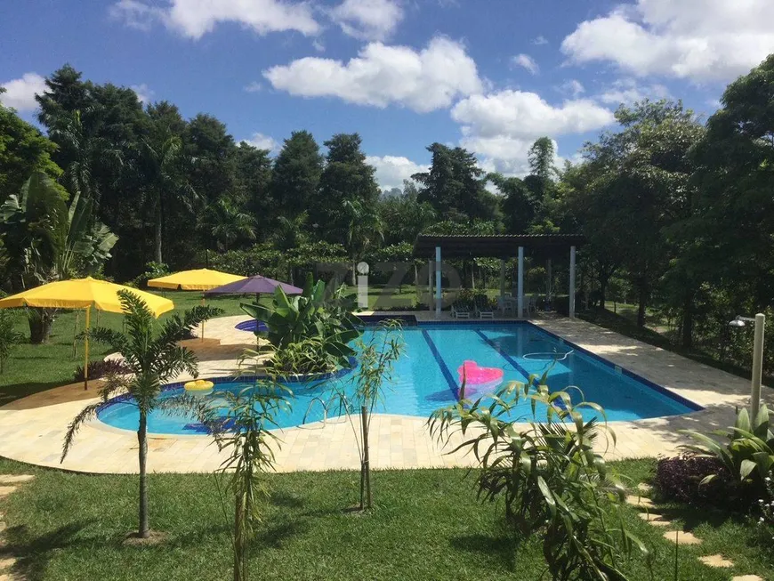 Foto 1 de Fazenda/Sítio à venda, 10000m² em Centro, Guaratinguetá