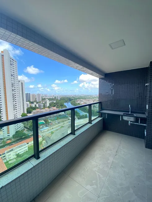 Foto 1 de Apartamento com 4 Quartos à venda, 167m² em Monteiro, Recife