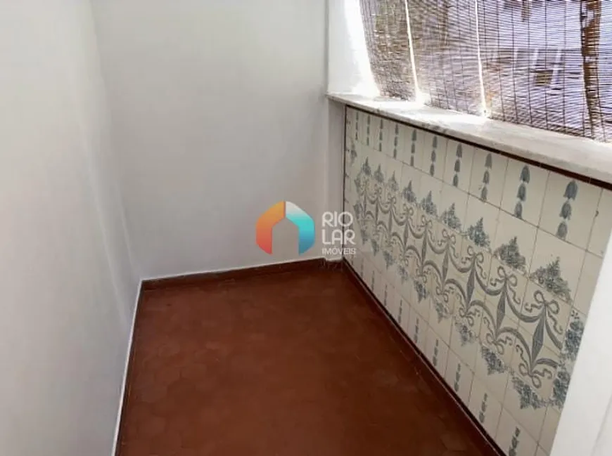 Foto 1 de Apartamento com 2 Quartos à venda, 70m² em Lagoa, Rio de Janeiro