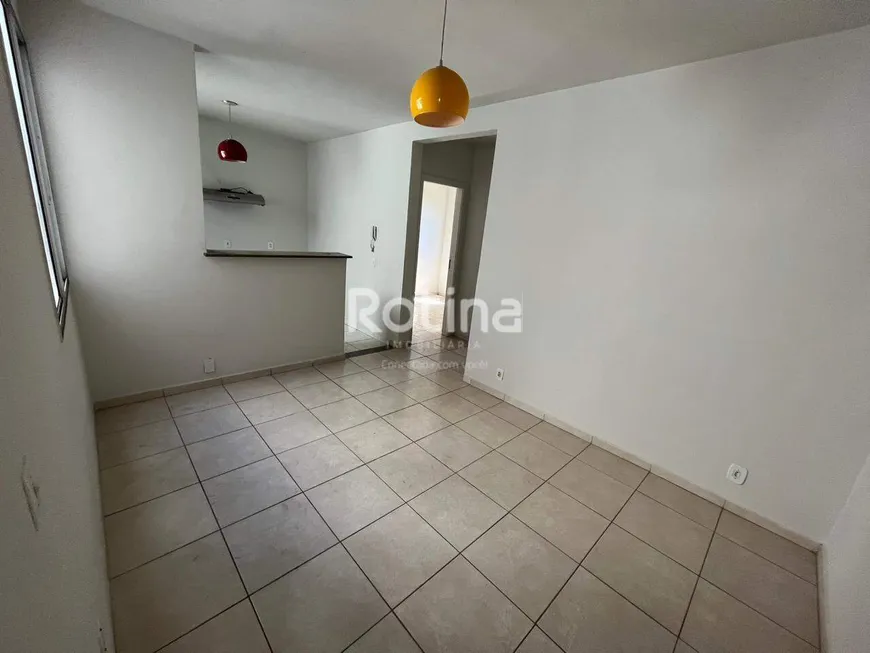 Foto 1 de Apartamento com 2 Quartos para alugar, 50m² em Chácaras Tubalina E Quartel, Uberlândia