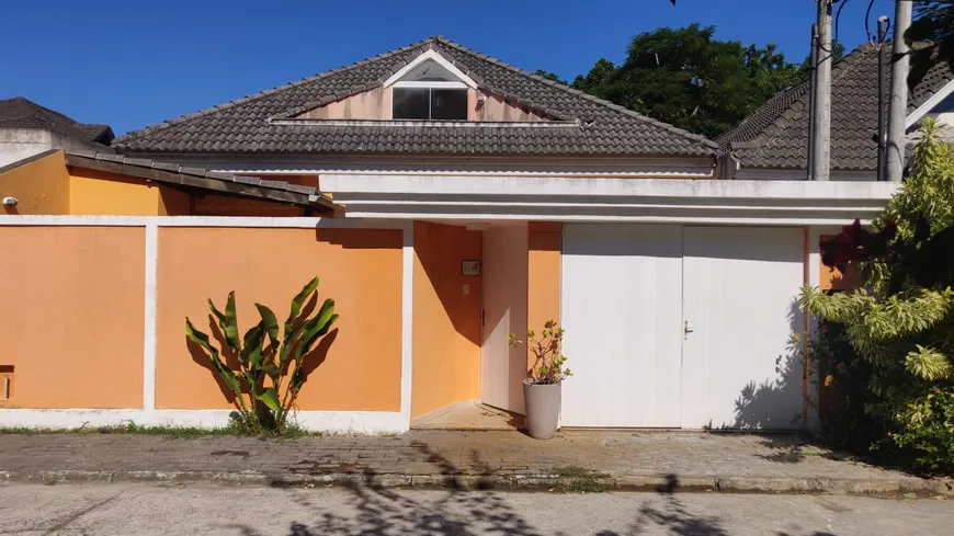 Foto 1 de Casa com 3 Quartos à venda, 200m² em Vargem Grande, Rio de Janeiro