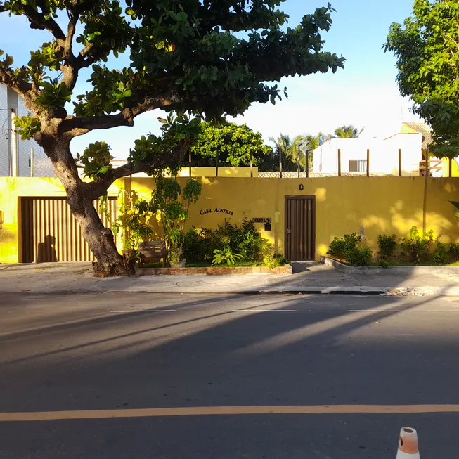 Foto 1 de Casa com 4 Quartos para alugar, 400m² em Praia do Flamengo, Salvador