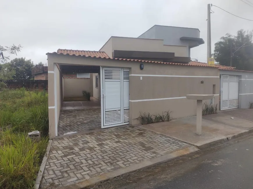 Foto 1 de Casa com 2 Quartos à venda, 72m² em Estancia dos Eucaliptos , Peruíbe