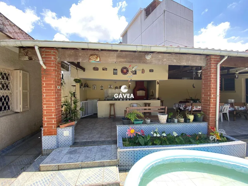 Foto 1 de Casa com 3 Quartos à venda, 224m² em Jardim Independencia, São Vicente