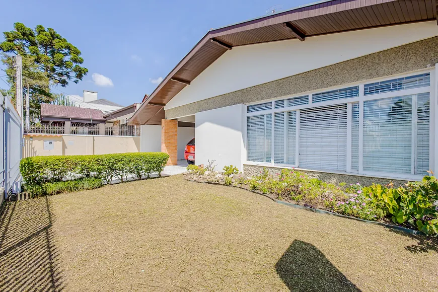 Foto 1 de Casa com 4 Quartos à venda, 218m² em Jardim Social, Curitiba