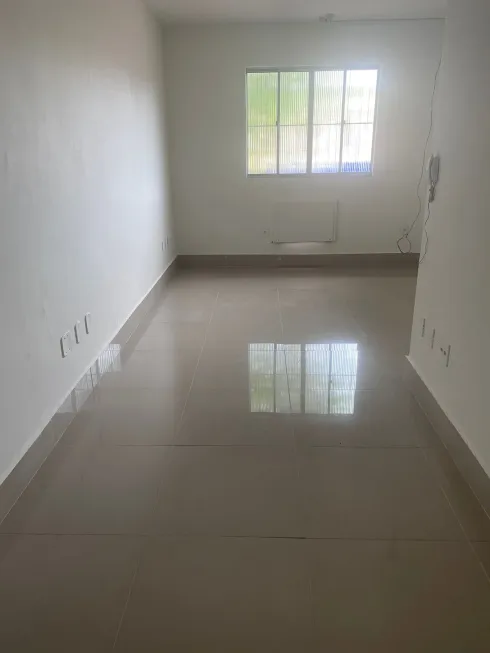 Foto 1 de Sala Comercial para alugar, 21m² em Bangu, Rio de Janeiro