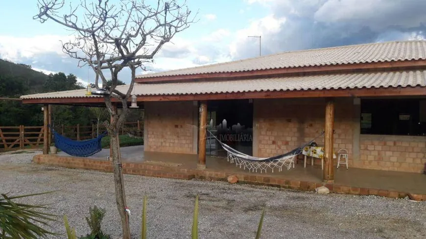 Foto 1 de Fazenda/Sítio com 3 Quartos à venda, 3000m² em Ribeirão Grande, Pindamonhangaba