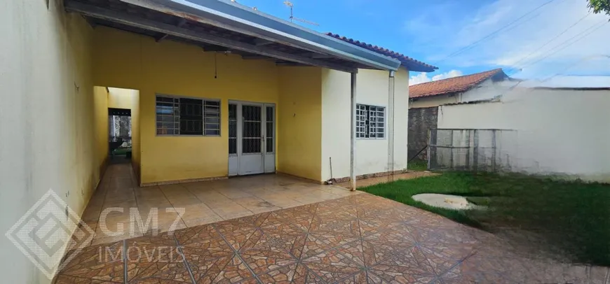 Foto 1 de Casa com 4 Quartos à venda, 116m² em Residencial Solar Bougainville, Goiânia