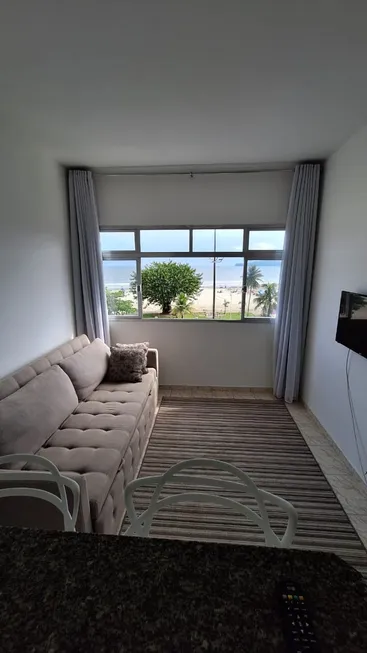 Foto 1 de Apartamento com 1 Quarto para alugar, 27m² em José Menino, Santos