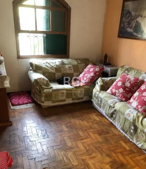 Foto 1 de Casa com 3 Quartos à venda, 142m² em Medianeira, Porto Alegre