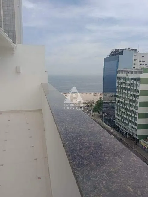 Foto 1 de Cobertura com 4 Quartos à venda, 200m² em Copacabana, Rio de Janeiro