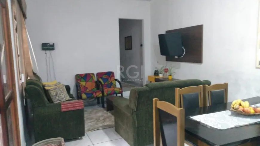 Foto 1 de Casa com 3 Quartos à venda, 44m² em Centro, Viamão