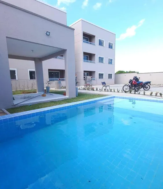 Foto 1 de Apartamento com 2 Quartos à venda, 55m² em Parque D Pedro, Itaitinga