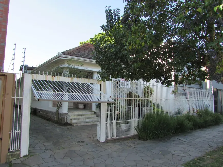 Foto 1 de Casa com 3 Quartos à venda, 200m² em Menino Deus, Porto Alegre