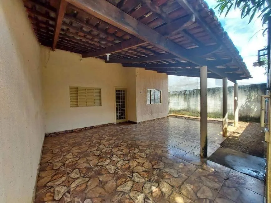 Foto 1 de Casa com 2 Quartos à venda, 92m² em Conjunto Habitacional Votorantim C, Votorantim