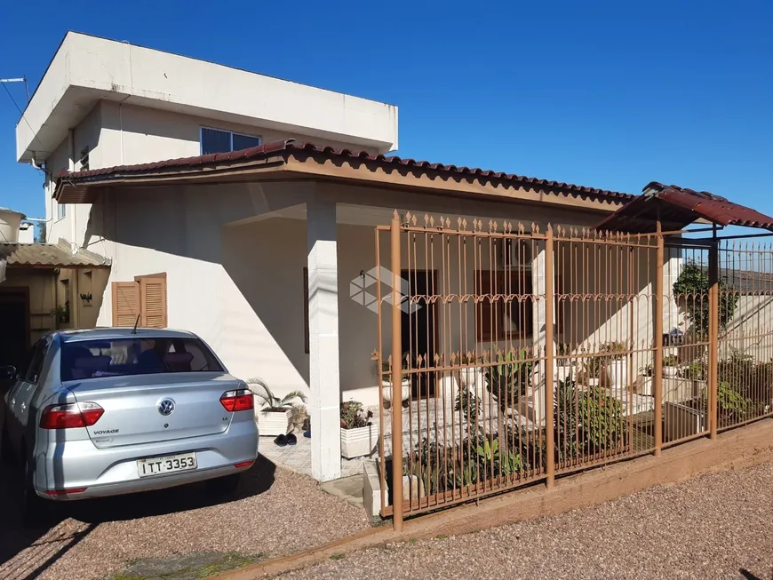 Foto 1 de Casa com 3 Quartos à venda, 220m² em Guajuviras, Canoas
