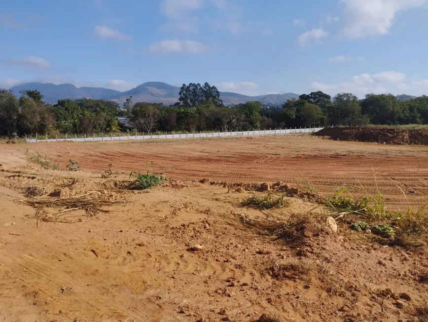 Foto 1 de Galpão/Depósito/Armazém à venda, 32000m² em Centro, Niterói