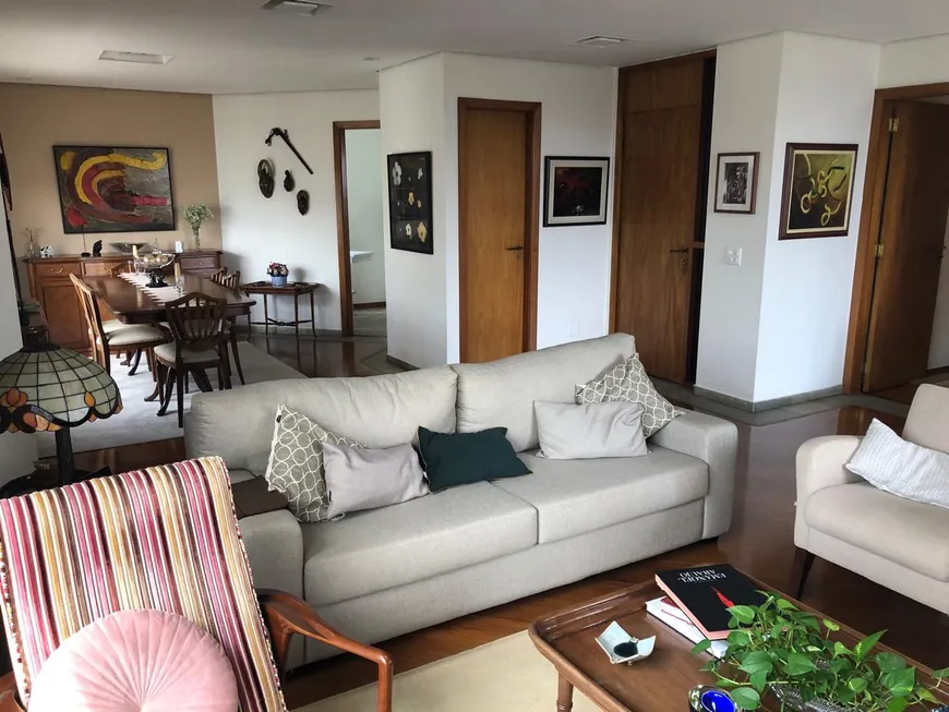Foto 1 de Apartamento com 4 Quartos à venda, 200m² em Brooklin, São Paulo
