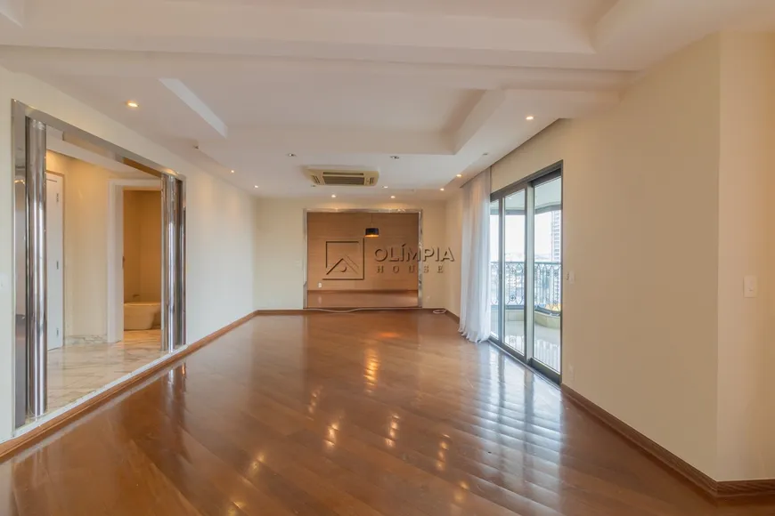 Foto 1 de Apartamento com 4 Quartos para alugar, 280m² em Campo Belo, São Paulo