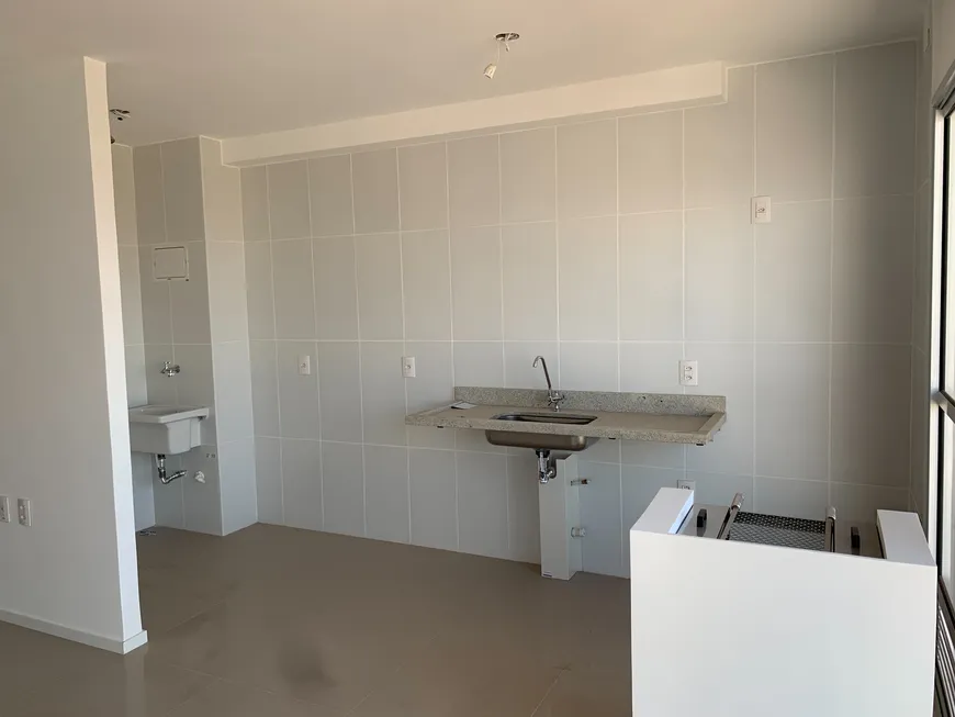 Foto 1 de Apartamento com 2 Quartos à venda, 59m² em Setor Coimbra, Goiânia