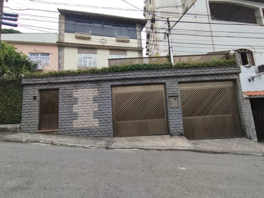 Foto 1 de Casa com 6 Quartos à venda, 329m² em Zé Garoto, São Gonçalo