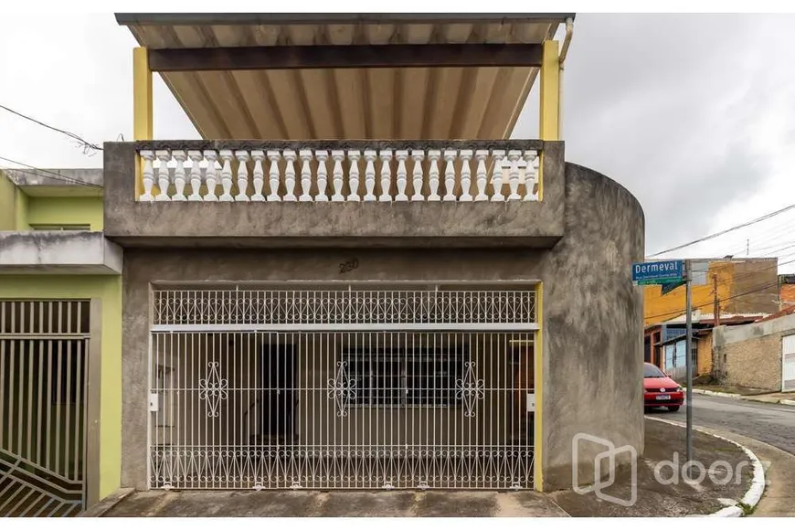 Foto 1 de Casa com 3 Quartos à venda, 56m² em Sítio Pinheirinho, São Paulo