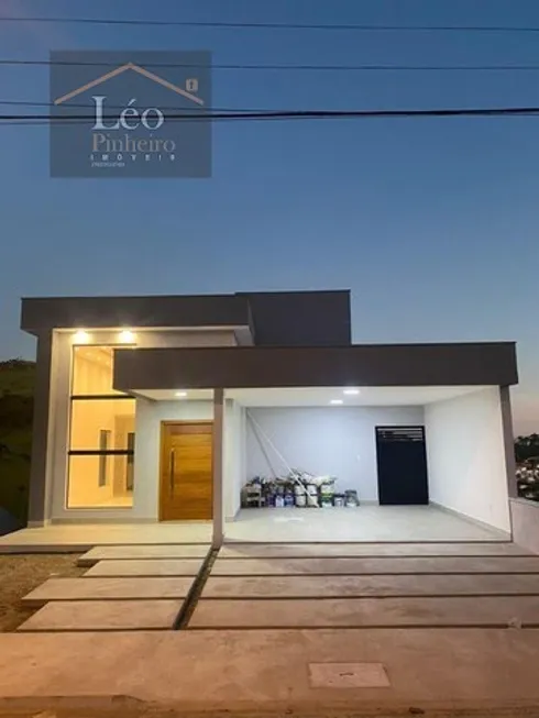 Foto 1 de Casa de Condomínio com 4 Quartos à venda, 205m² em Lagoa, Macaé