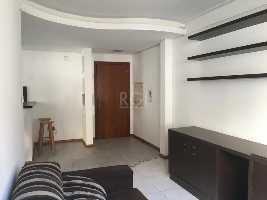 Foto 1 de Apartamento com 1 Quarto à venda, 46m² em Azenha, Porto Alegre