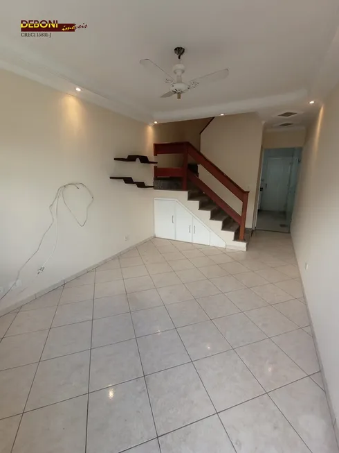 Foto 1 de Sobrado com 3 Quartos à venda, 70m² em Vila Marieta, São Paulo