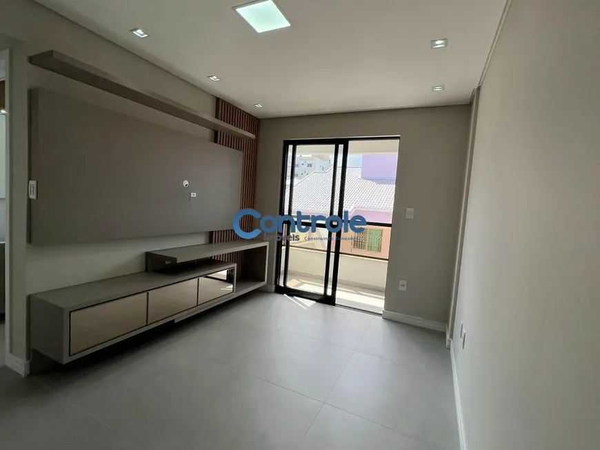 Foto 1 de Apartamento com 2 Quartos à venda, 71m² em Areias, São José