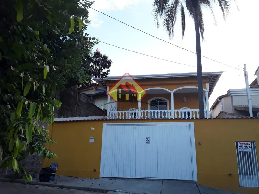 Foto 1 de Casa com 3 Quartos à venda, 173m² em Jardim Jussara, São José dos Campos