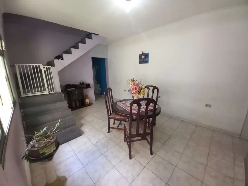 Foto 1 de Sobrado com 4 Quartos à venda, 329m² em Jardim Olinda, Mauá