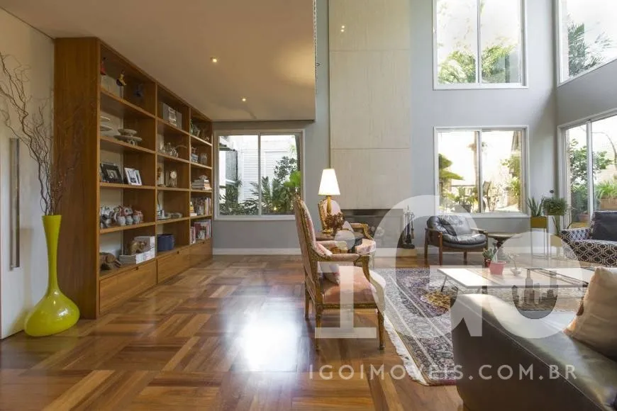 Foto 1 de Casa de Condomínio com 4 Quartos à venda, 450m² em Brooklin, São Paulo