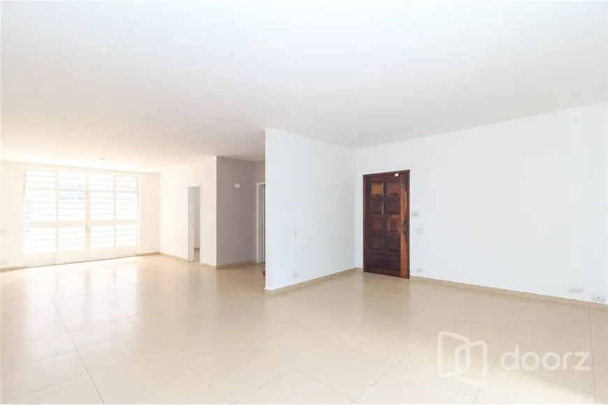 Foto 1 de Casa com 3 Quartos à venda, 218m² em Vila Cordeiro, São Paulo