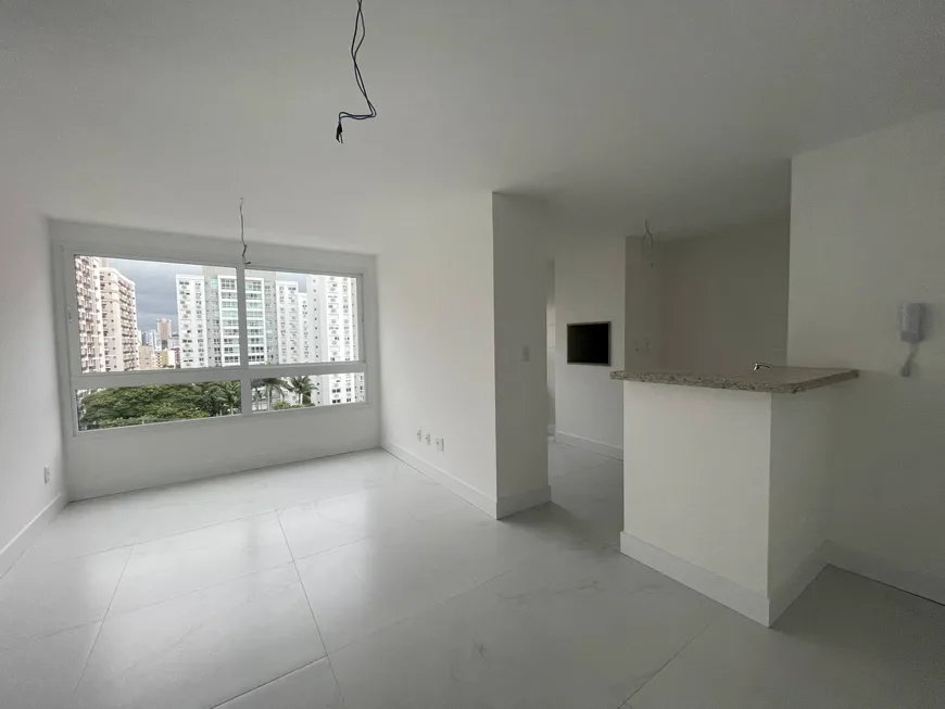 Foto 1 de Apartamento com 1 Quarto à venda, 50m² em Passo D areia, Porto Alegre