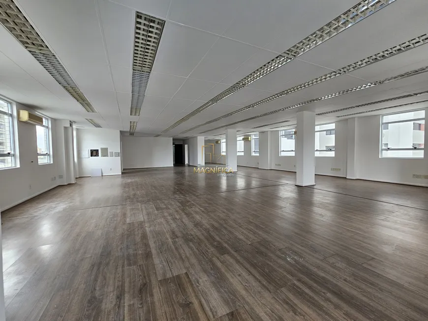 Foto 1 de Sala Comercial com 2 Quartos para alugar, 391m² em Centro, Curitiba